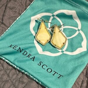Kendra Scott Yellow/Gold Danielle Drop Earrings